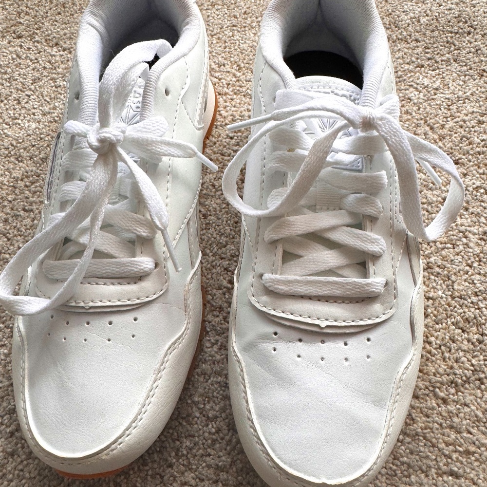 Reebok Classics Size 7